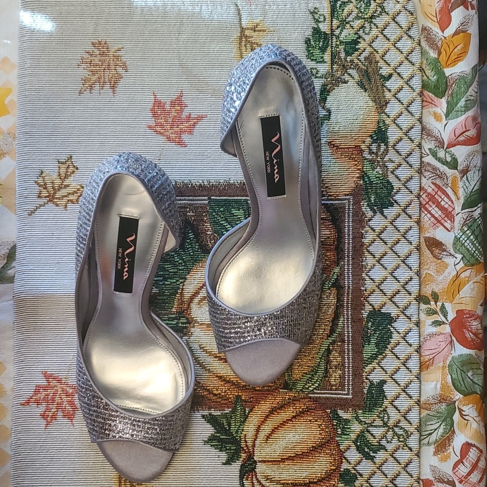 👠 Nina Fern GM Pewter Glitter 2" 8m heels - Picture 2 of 12